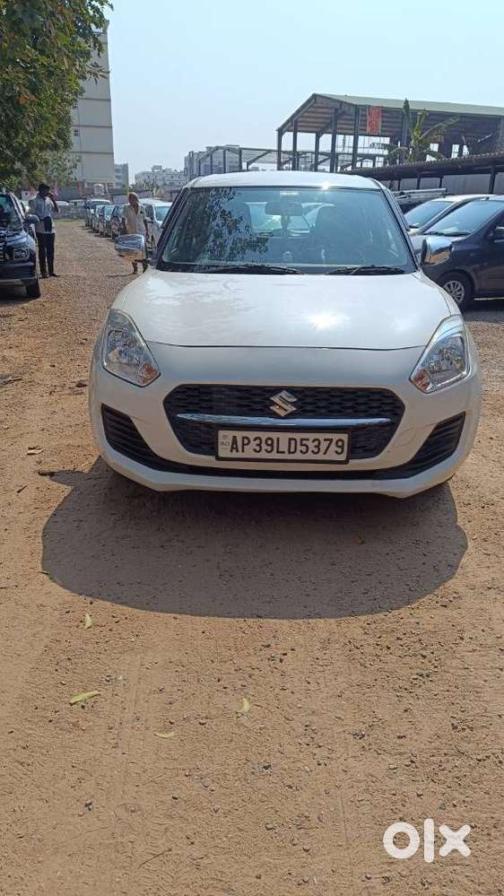 Maruti Suzuki Swift Vxi + Manual, 2021, Petrol