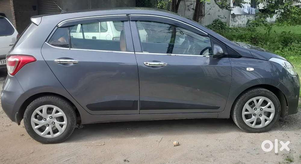 Hyundai Grand I10 2017 Car