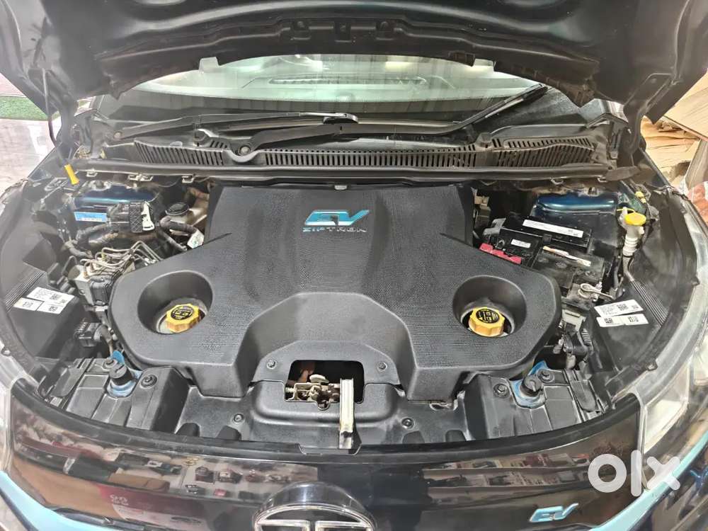 Tata Nexon Ev Max 2021 Variant