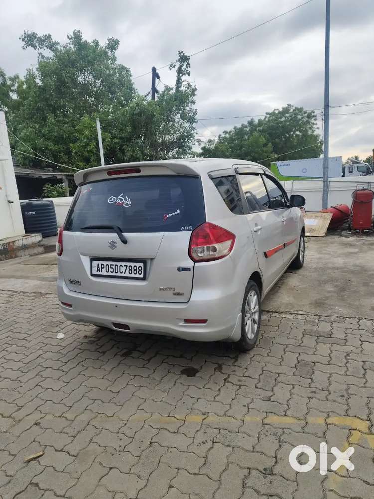 Maruti Suzuki Ertiga 2022 Diesel 203000 Km Driven