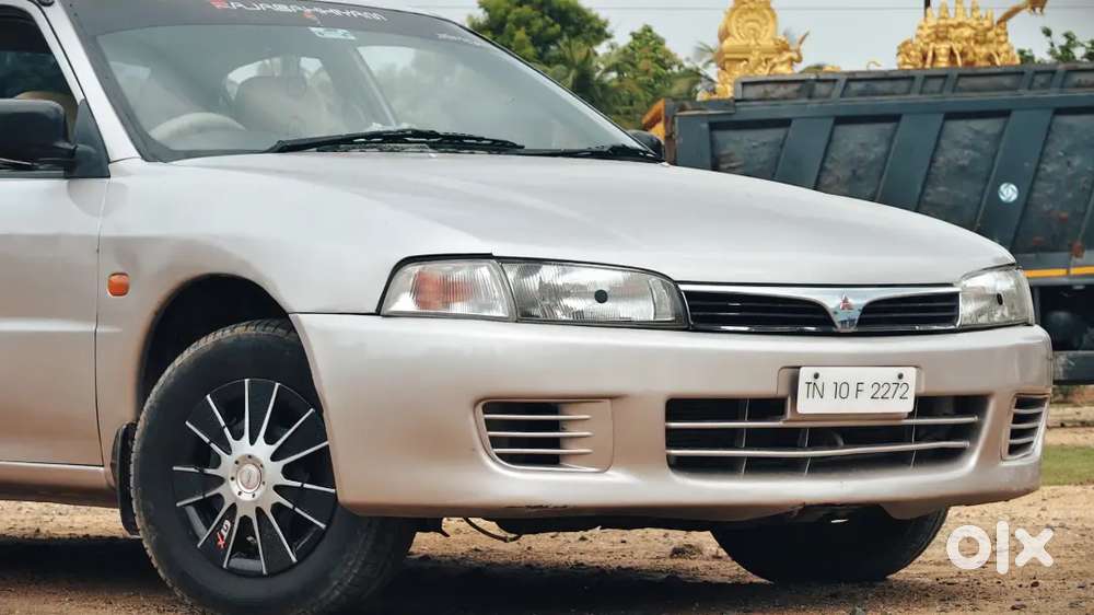 Mitsubishi Lancer 2003 Model