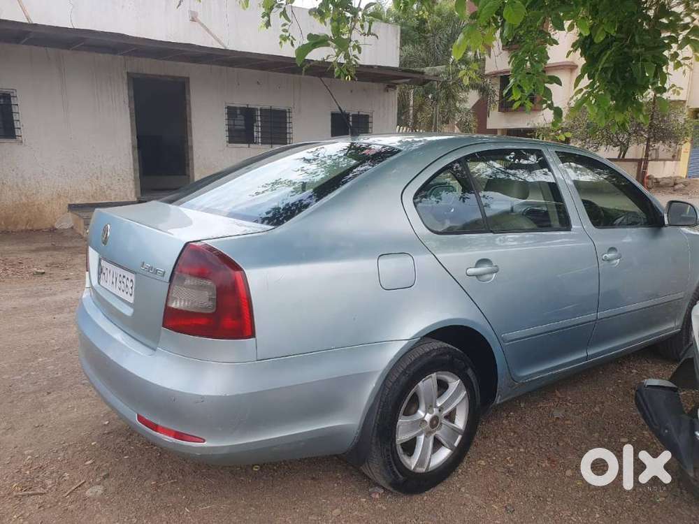 Skoda Laura Automatic Diesel Silver Color