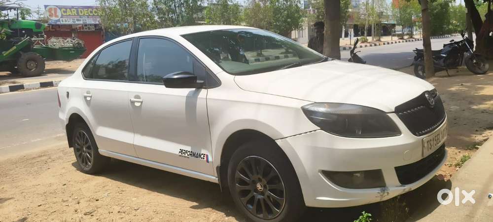 Skoda Rapid Diesel Automatic 2015