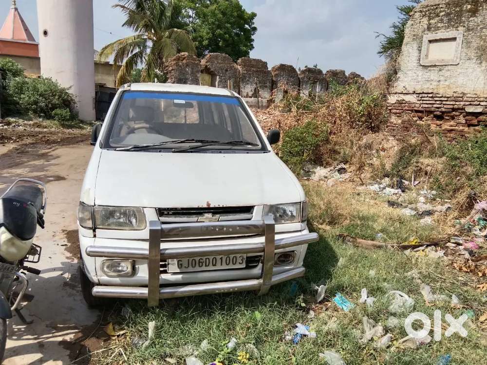 Chevrolet Tavera 2010 Diesel 150000 Km Driven