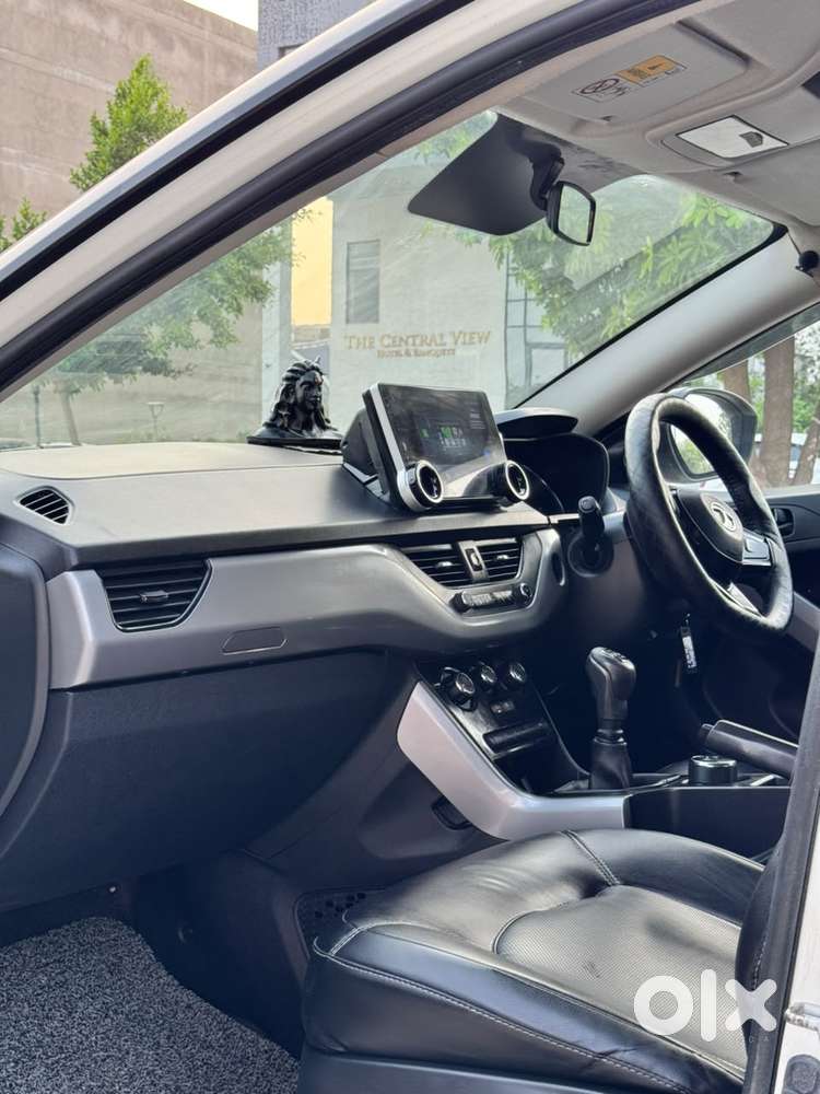 Tata Nexon 1.2 Revotron Xt, 2022, Petrol
