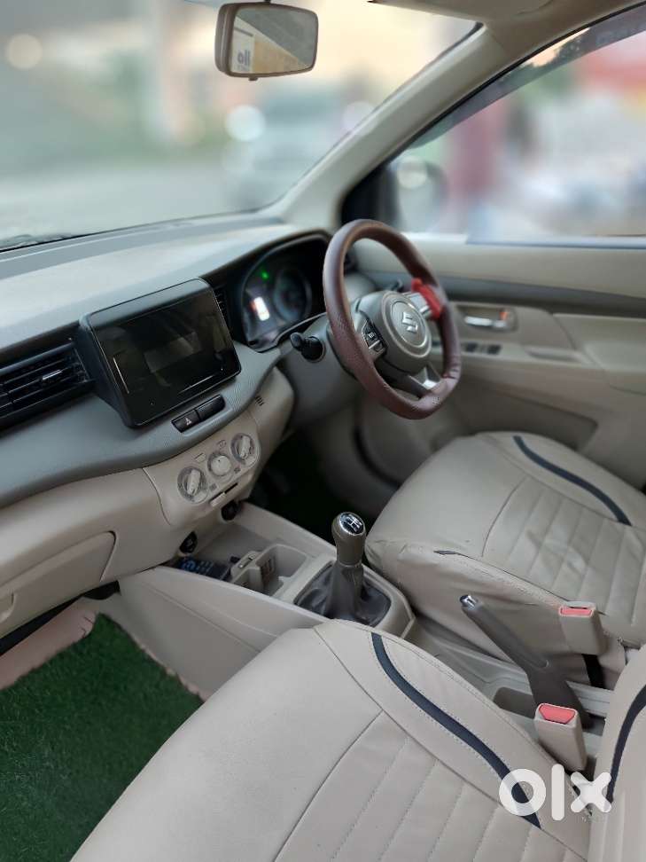 Maruti Suzuki Ertiga 1.5 Vxi, 2022, Petrol