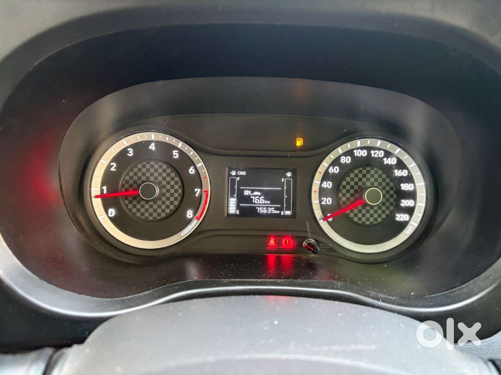 Hyundai Aura 2022 Cng & Hybrids Well Maintained