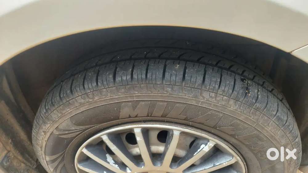 Maruti Suzuki Swift Lxi 2010