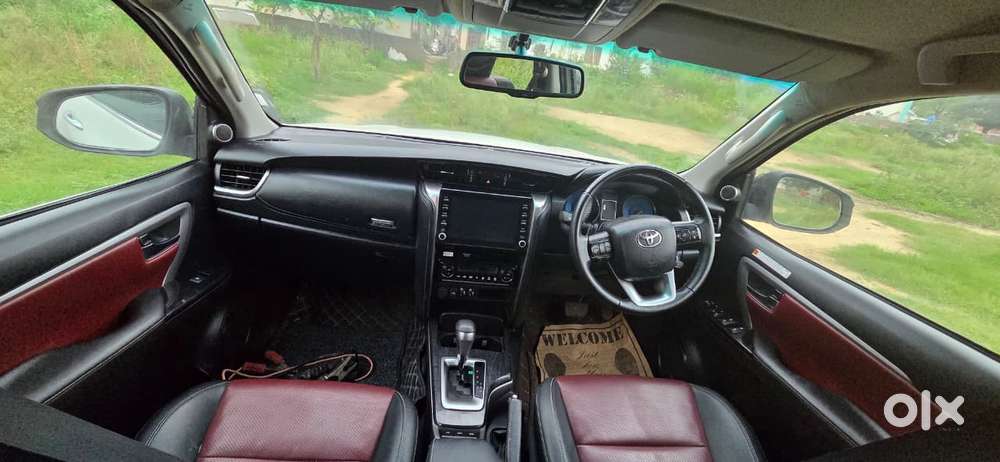 Toyota Fortuner Leader Edition (at), 2025, Diesel