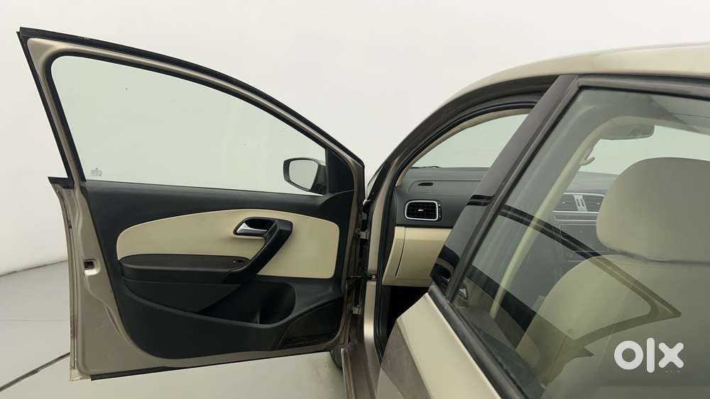 Volkswagen Vento 1.2l Tsi Highline Plus At Petrol, 2019, Petrol