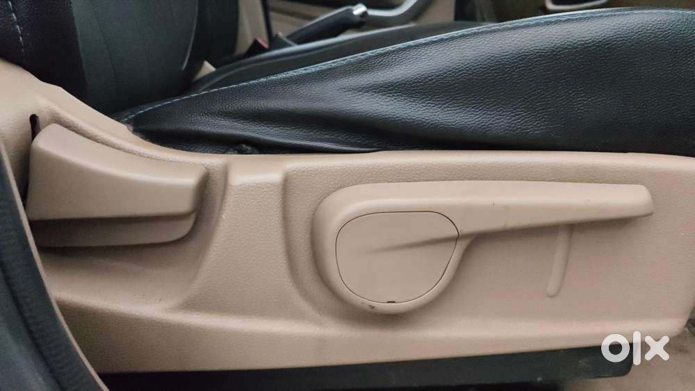 Mahindra Tuv 300 Mhawk100 T8, 2015, Diesel