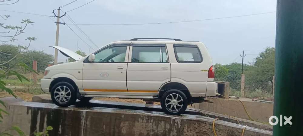 Chevrolet Tavera Neo 2017