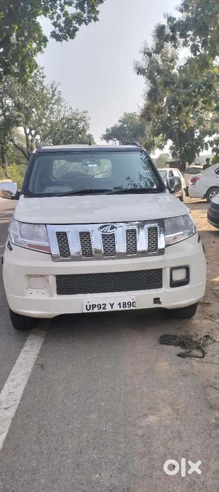 Mahindra Tuv 300 2018 Diesel 120000 Km Driven