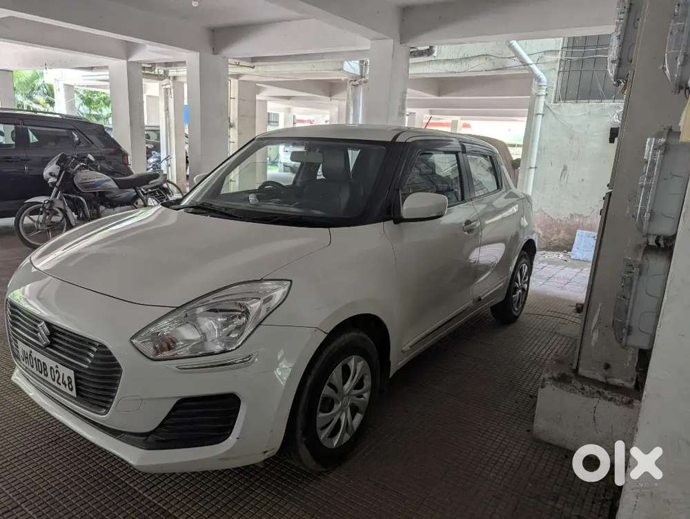 Maruti Suzuki Swift Vxi 2018
