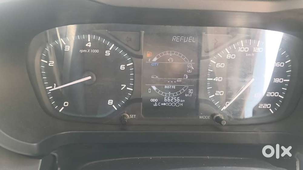 Tata Altroz 1.2 Xm Plus, 2021, Petrol