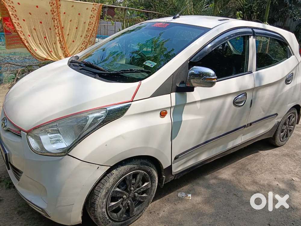 Fixed Price Hyundai Eon 2013 Petrol Well Maintained