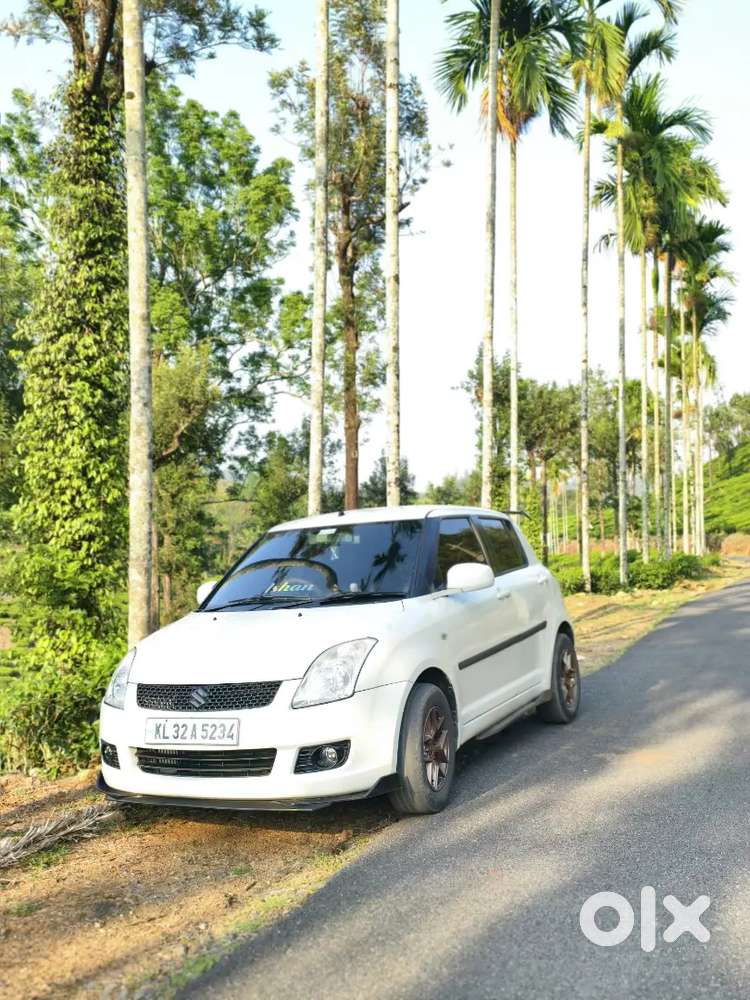 Maruti Suzuki Swift 2008 Diesel 272000 Km Driven