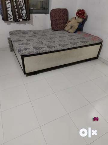 Single bed online with storage olx