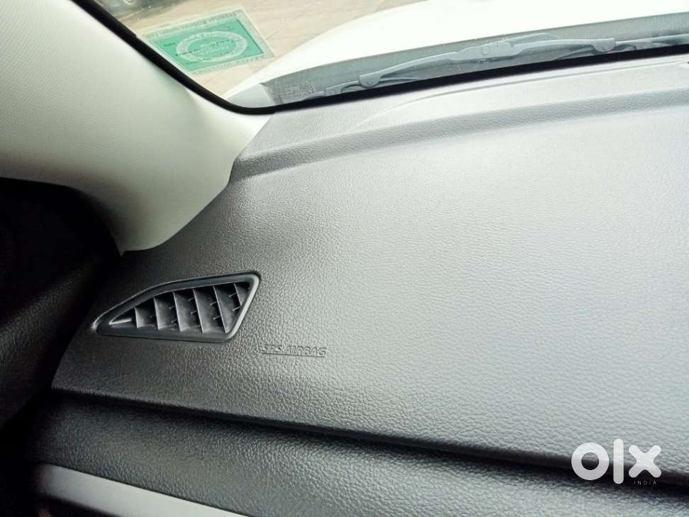 Maruti Suzuki Brezza 1.5 Vxi At Smart Hybrid, 2023, Petrol