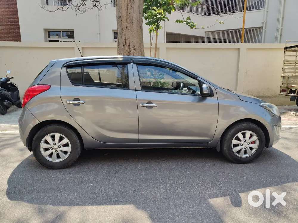 Hyundai I20 2014 Sports Diesel 2nd Owner