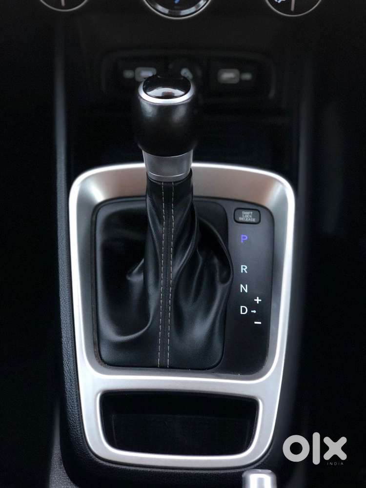 Hyundai Venue Sx Plus Turbo Dct, 2022, Petrol