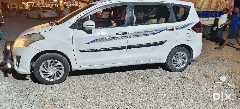 Maruti Suzuki Ertiga 2013