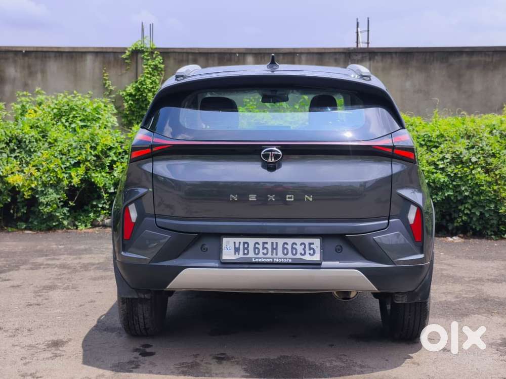 Tata Nexon Creative Plus S 1.2 Revotron Petrol 6 Mt, 2025, Petrol