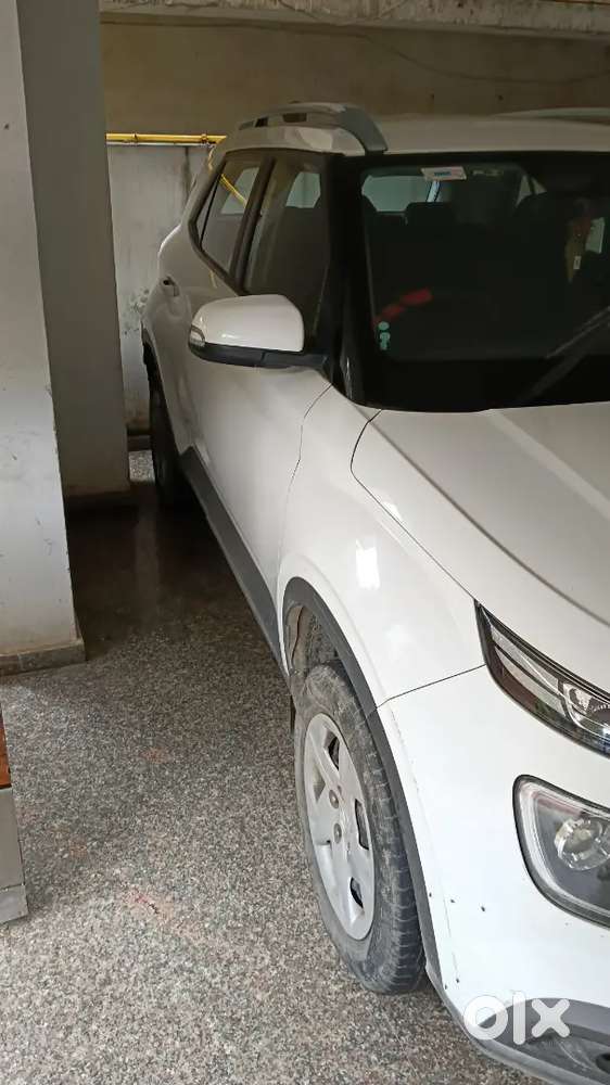 Hyundai Venue Plus Mt 2021