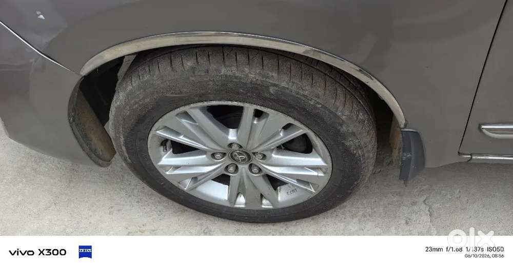 Toyota Innova Crysta 2016