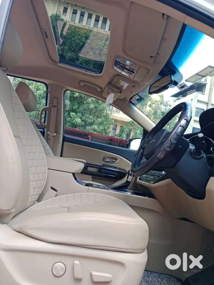 Kia Carnival Limousine 2023