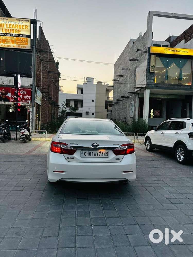 Toyota Hybrid Automatic 2013