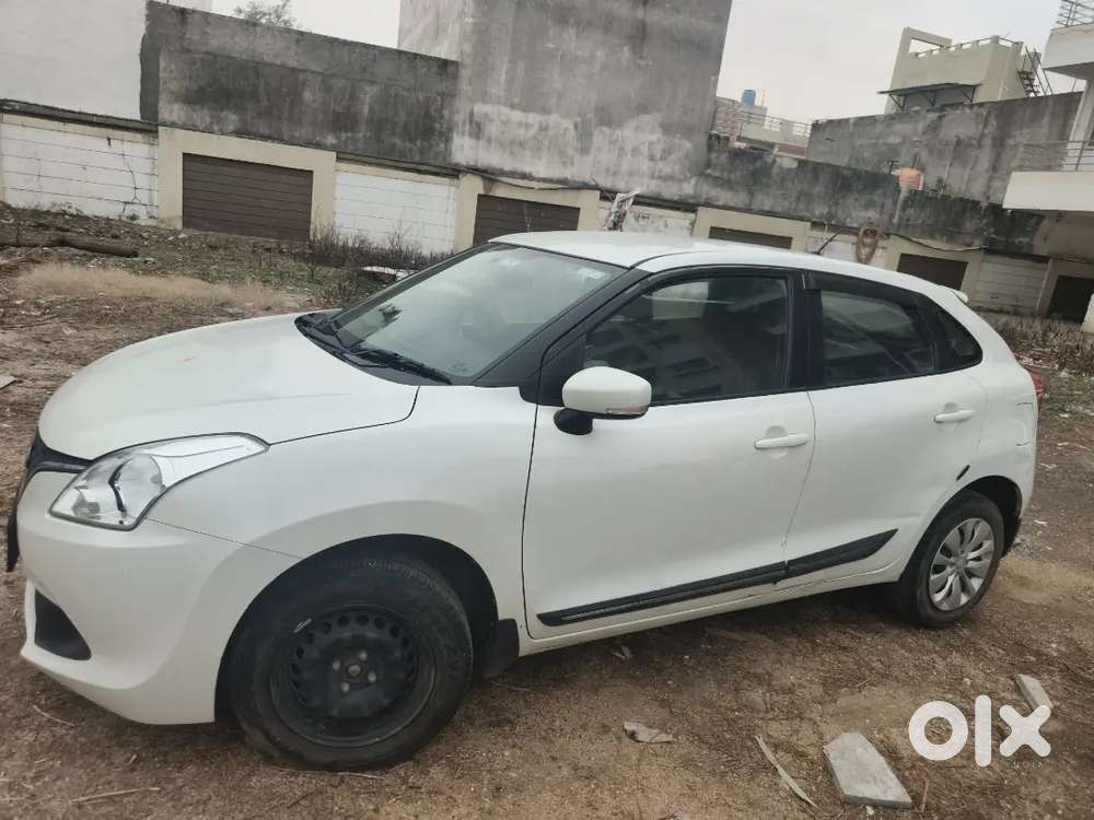 Maruti Suzuki Baleno 2017 Petrol Of Bank Manager Vehicle