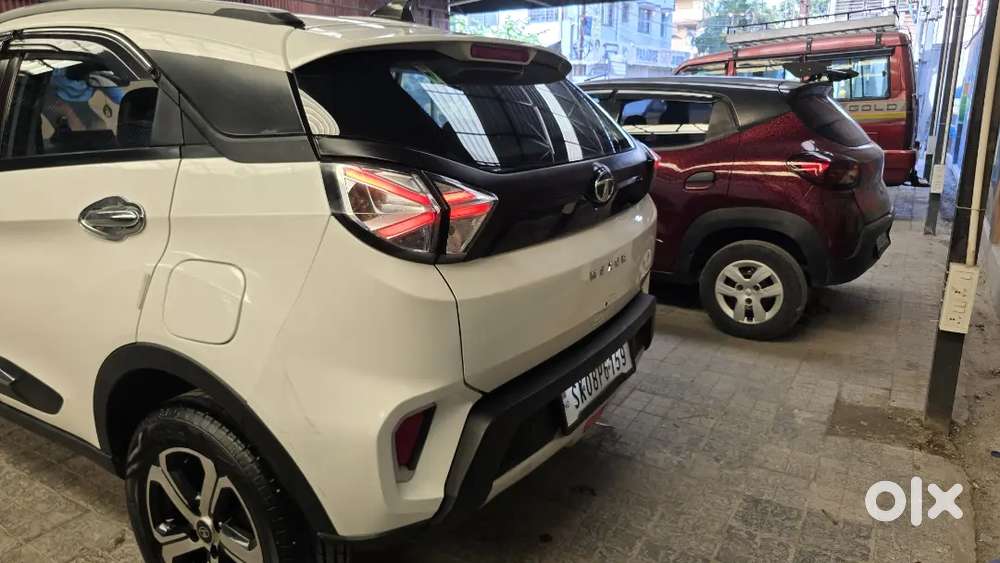 Tata Nexon 2023 Petrol Top Model