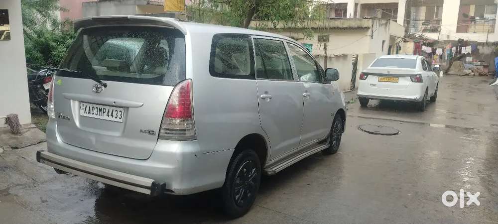 Toyota Innova Diesel 2011 Car