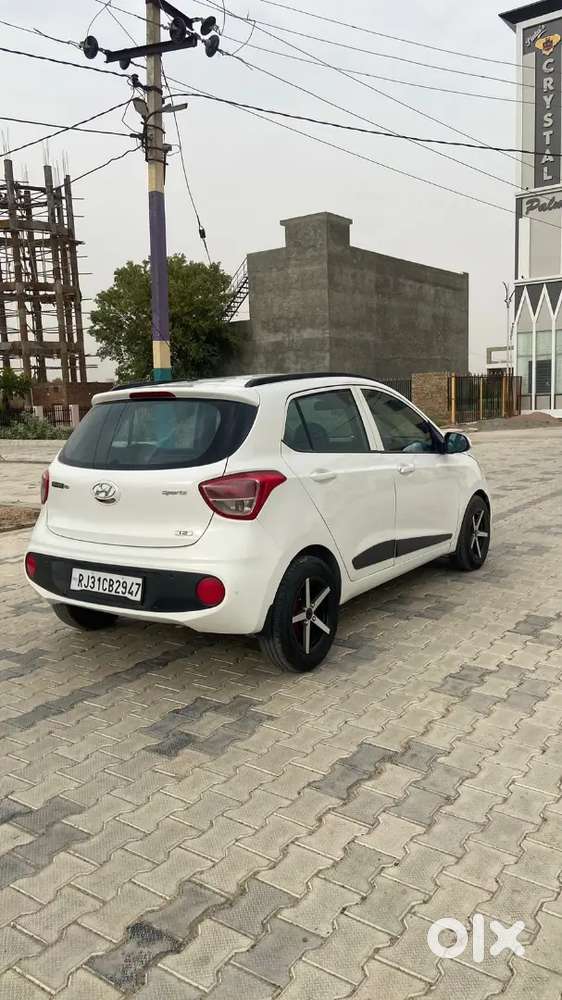 Hyundai Grand I10 2017 Petrol Well Maintained