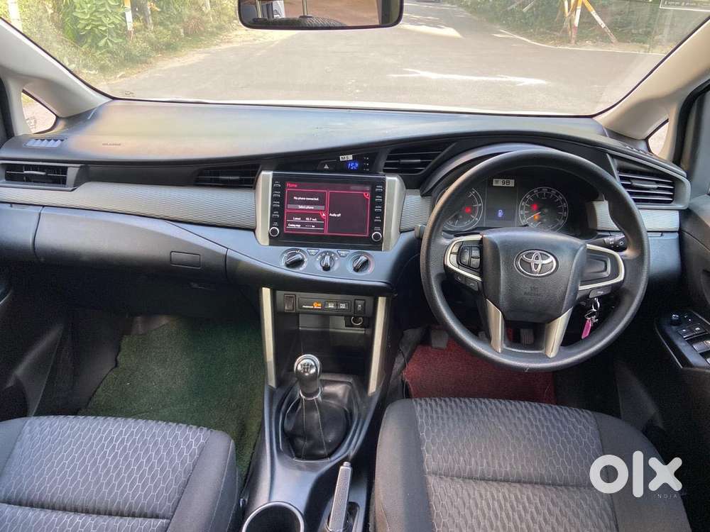 Toyota Innova Crysta 2.4 G Mt, 2022, Diesel