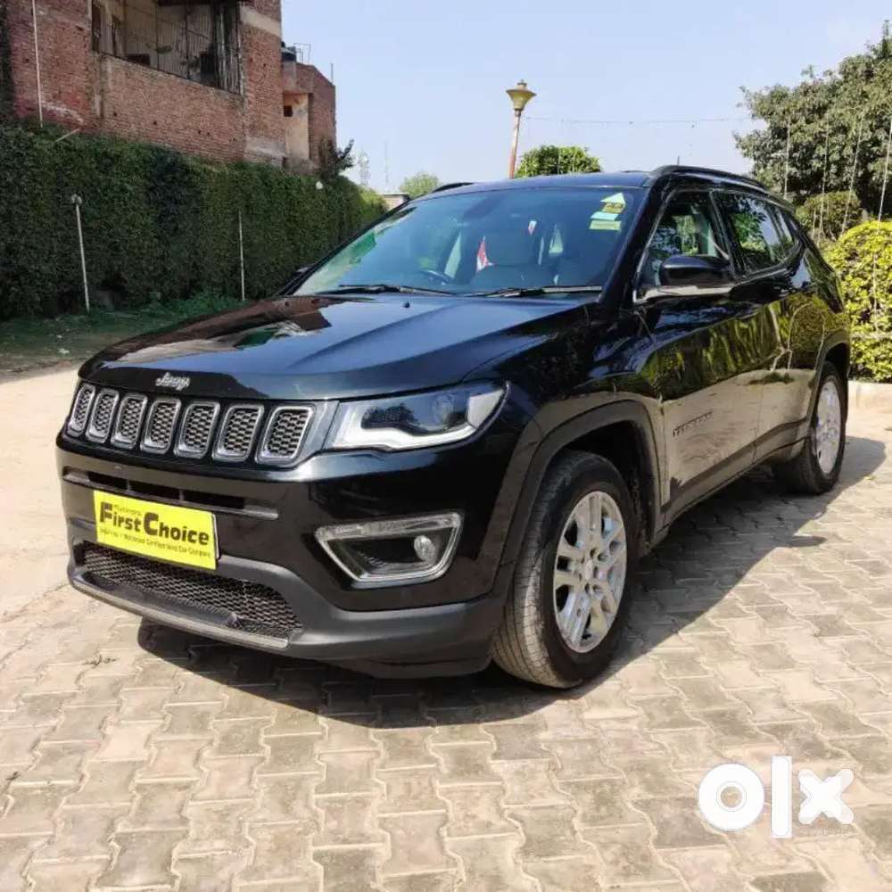 Jeep Compass, Complete Show Room Track