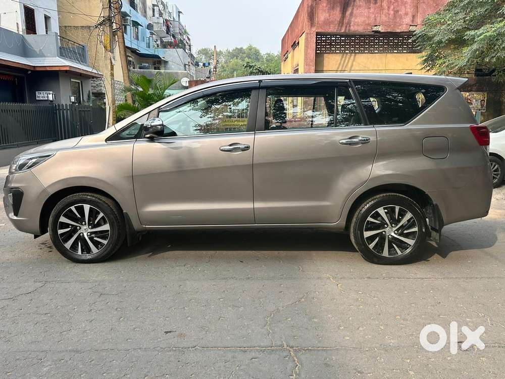 Toyota Innova Crysta 2.8z Automatic, 2021, Diesel