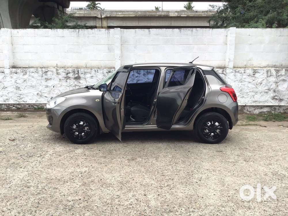 Maruti Suzuki Swift 1.2 Lxi (o), 2021, Petrol