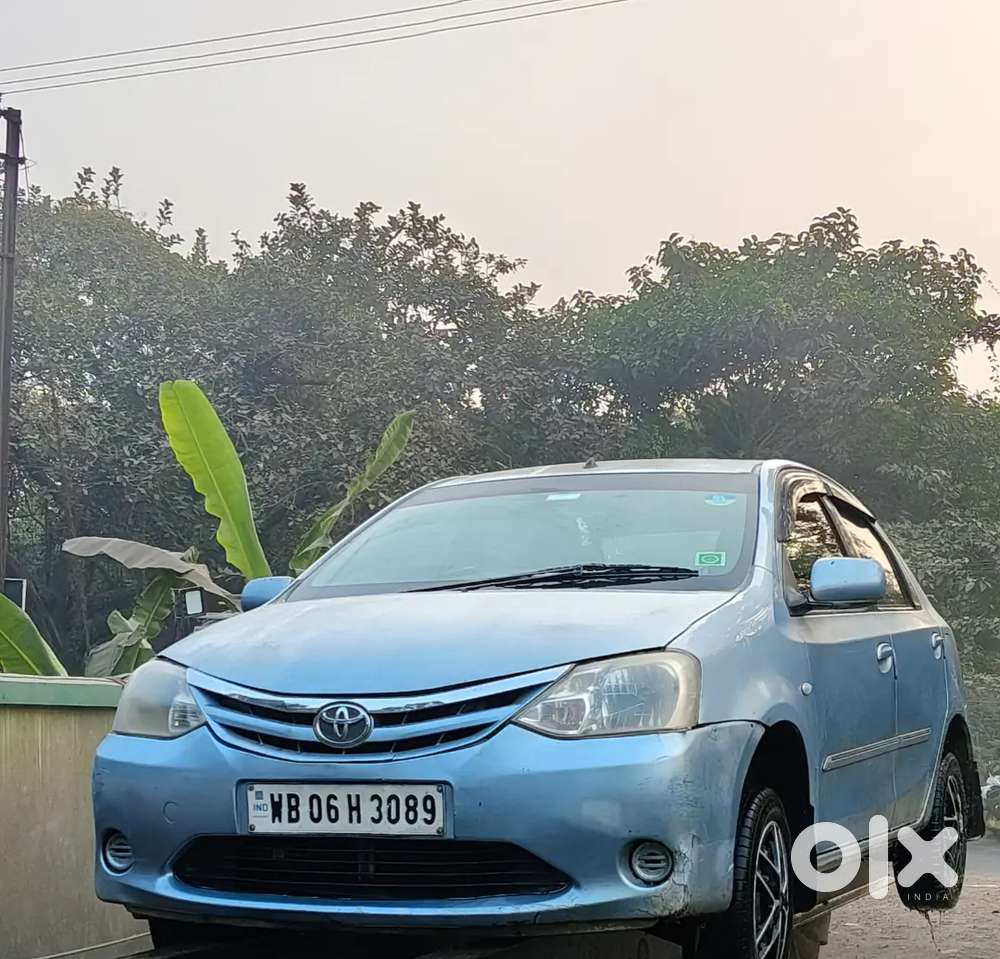 Toyota Etios [2011] 1.5 G Cng Hy.