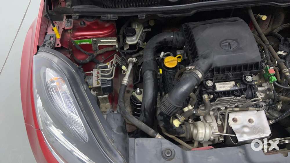 Tata Nexon 1.2 Revotron Xza Plus (o) Dual Tone, 2018, Petrol