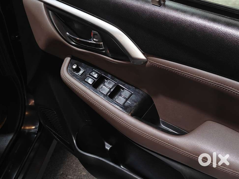 Toyota Urban Cruiser Hyryder 1.5 V Hybrid, 2023, Petrol