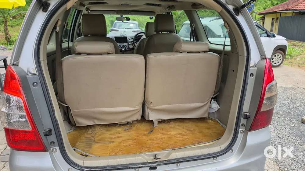Toyota Innova Diesel 2011 260000 Km