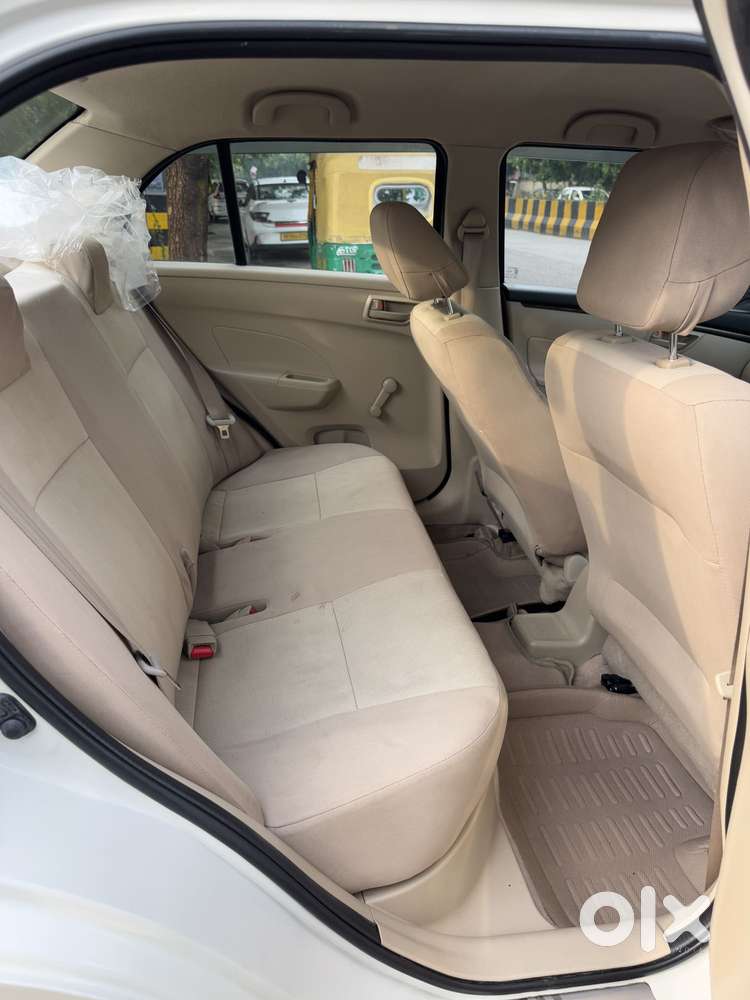 Maruti Suzuki Swift Dzire Lxi Optional-o, 2016, Petrol