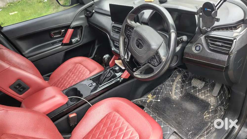 Tata Safari 2.0 Kryotec 2023 Red Dark Top Model Automatic