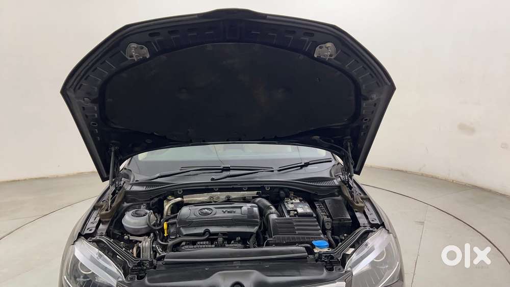 Skoda Superb Lk 1.8 Tsi At, 2016, Petrol