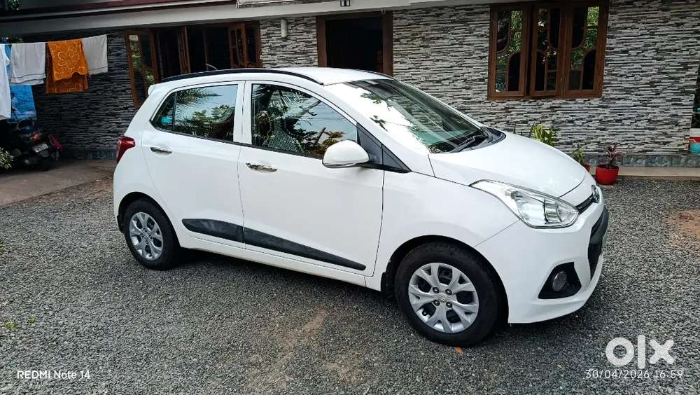 Keyless,full Power Window, Electric Adjustable Side Mirror