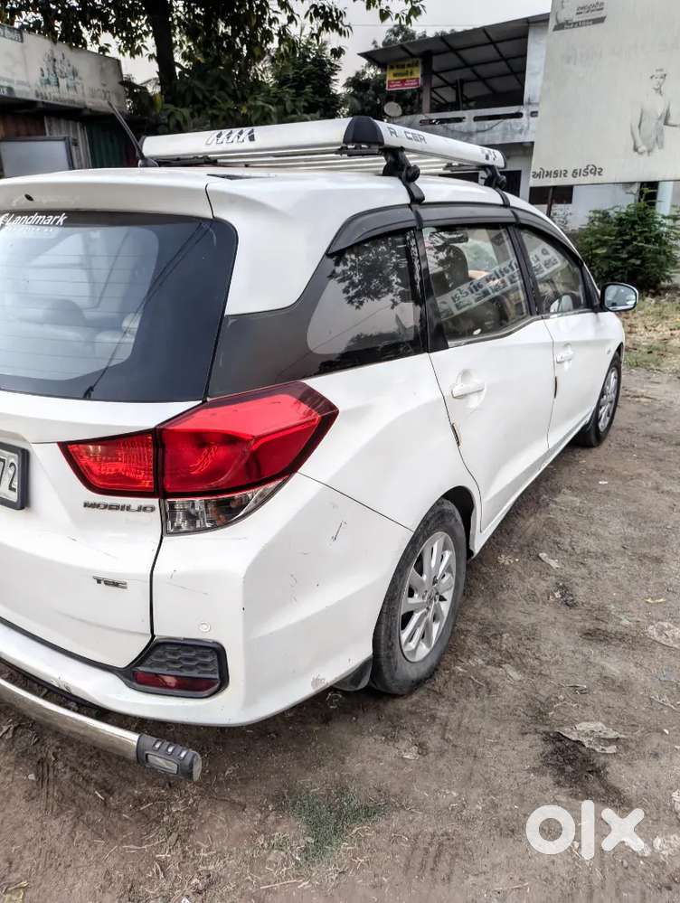Honda Mobilio 2016 Cng & Hybrids Well Maintained