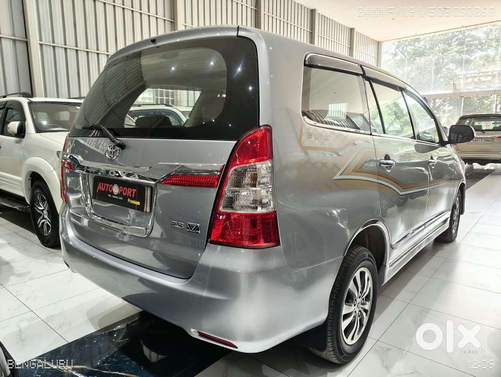 Toyota Innova 2.5 Vx 7 Seater Bs Iv, 2015, Diesel