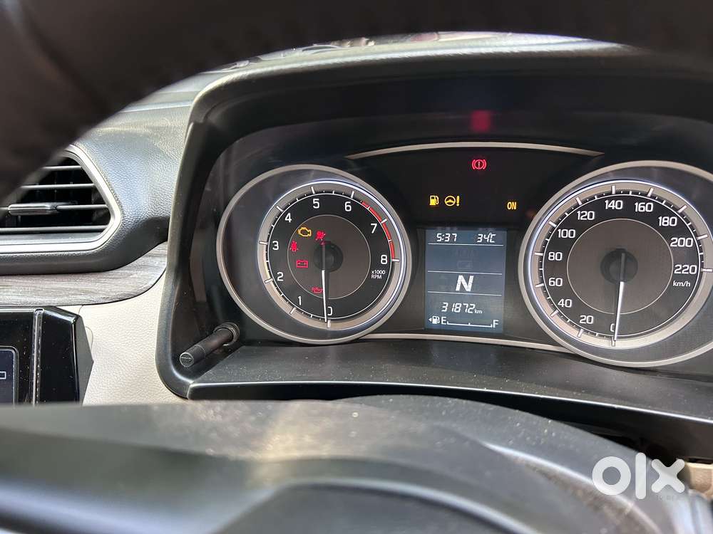 Maruti Suzuki Swift Dzire Amt Zxi, 2024, Petrol